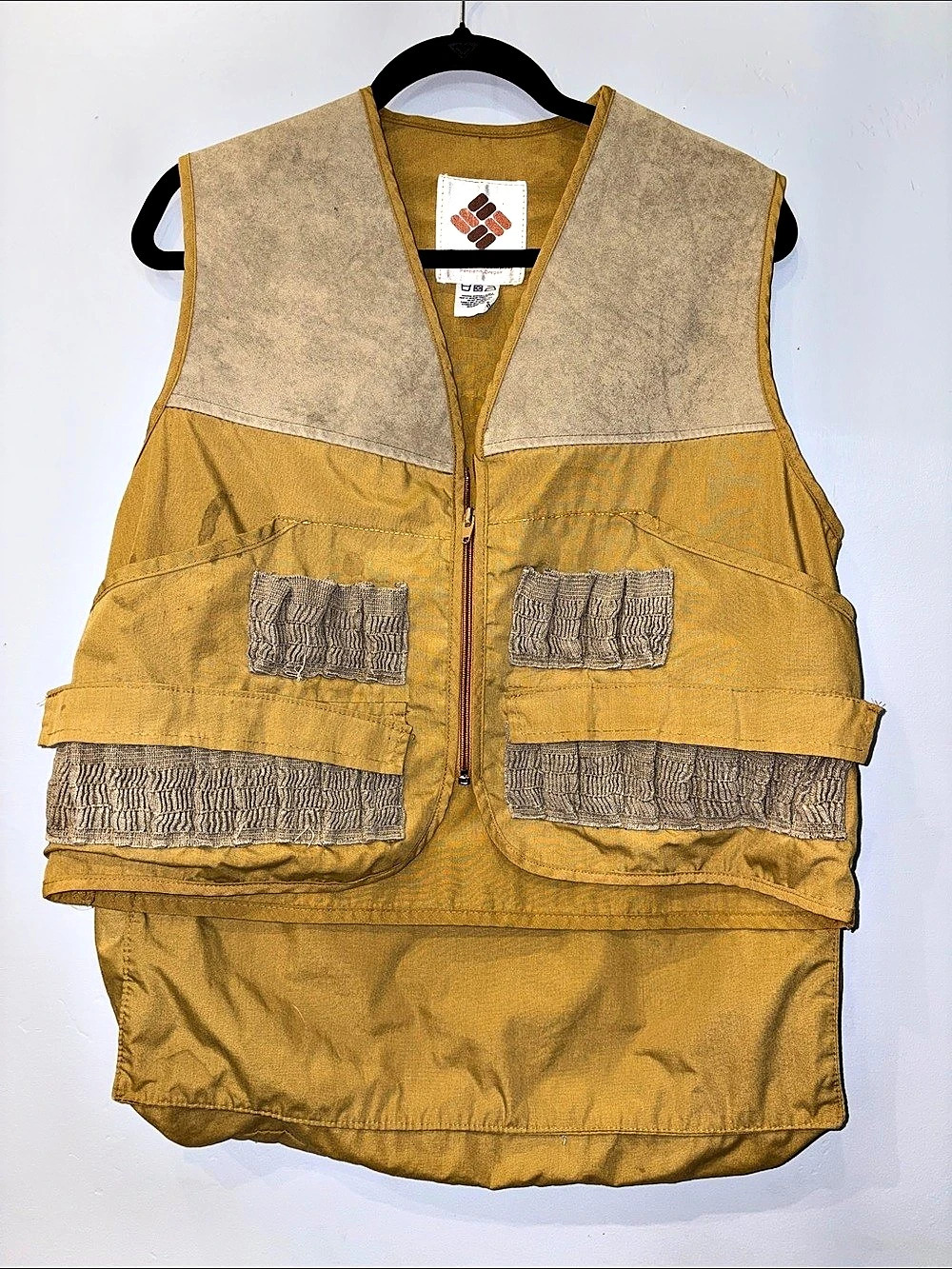 Vintage 80s Columbia Men’s Small Fishing Utility Vest Tan Multi Pocket